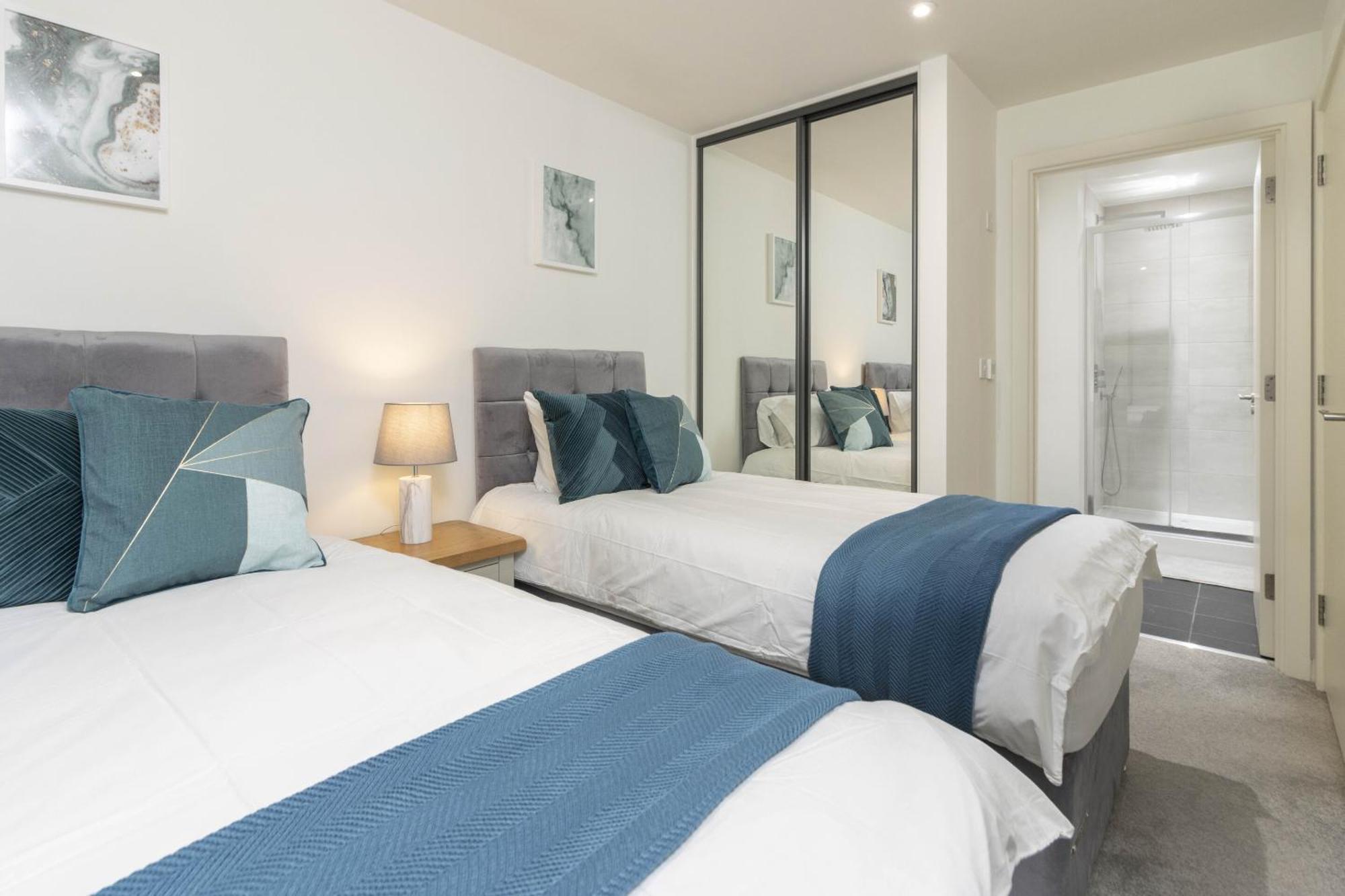 Апартаменты Linacre 1&2 - One And Two Bed Flat Behind The Cathedral With Free Parking And Fast Wifi Эксетер Экстерьер фото