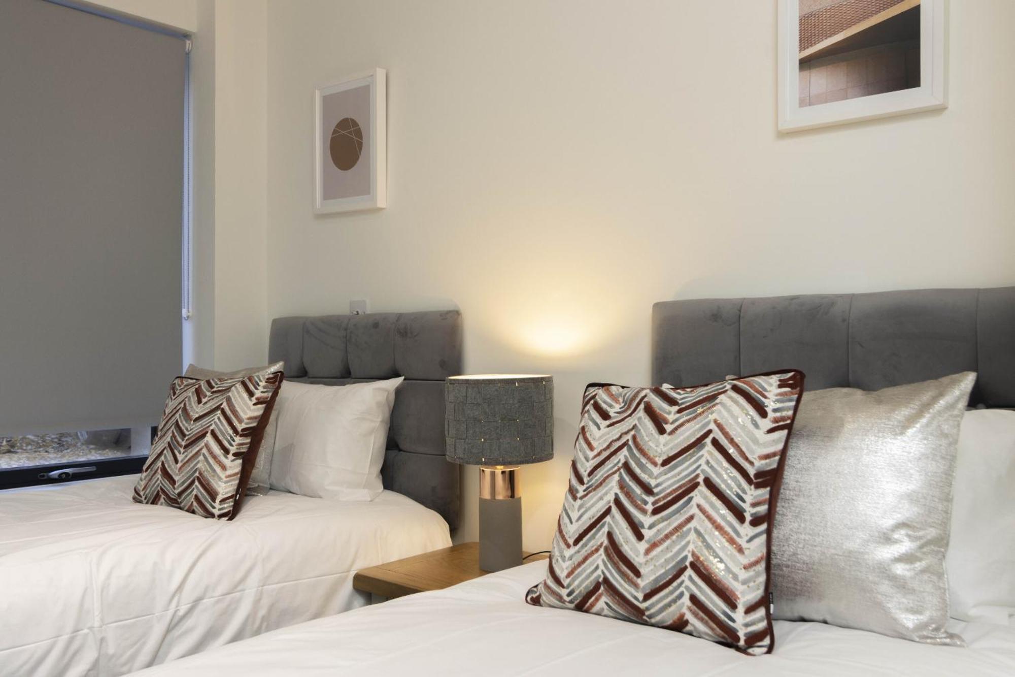 Апартаменты Linacre 1&2 - One And Two Bed Flat Behind The Cathedral With Free Parking And Fast Wifi Эксетер Экстерьер фото