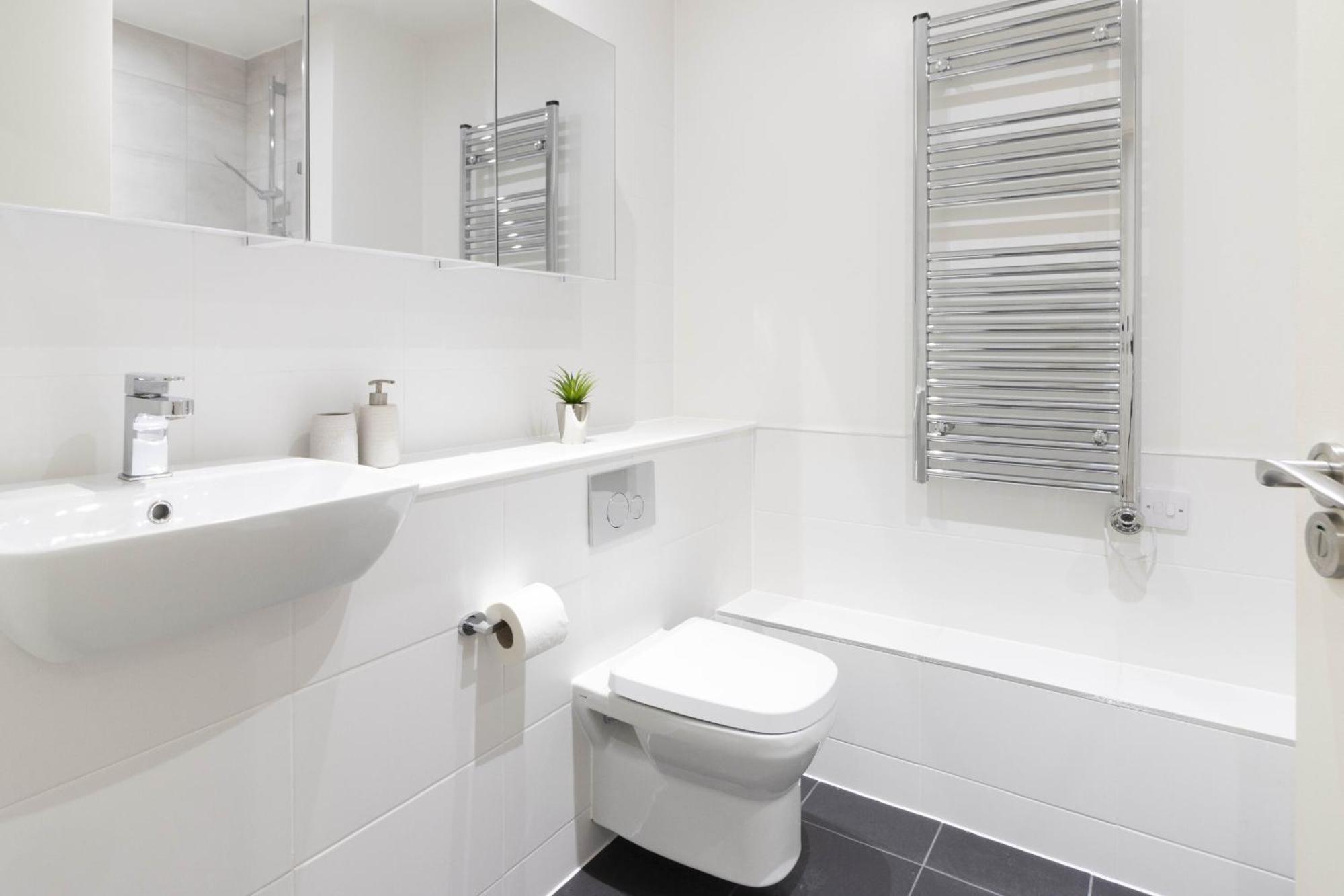 Апартаменты Linacre 1&2 - One And Two Bed Flat Behind The Cathedral With Free Parking And Fast Wifi Эксетер Номер фото