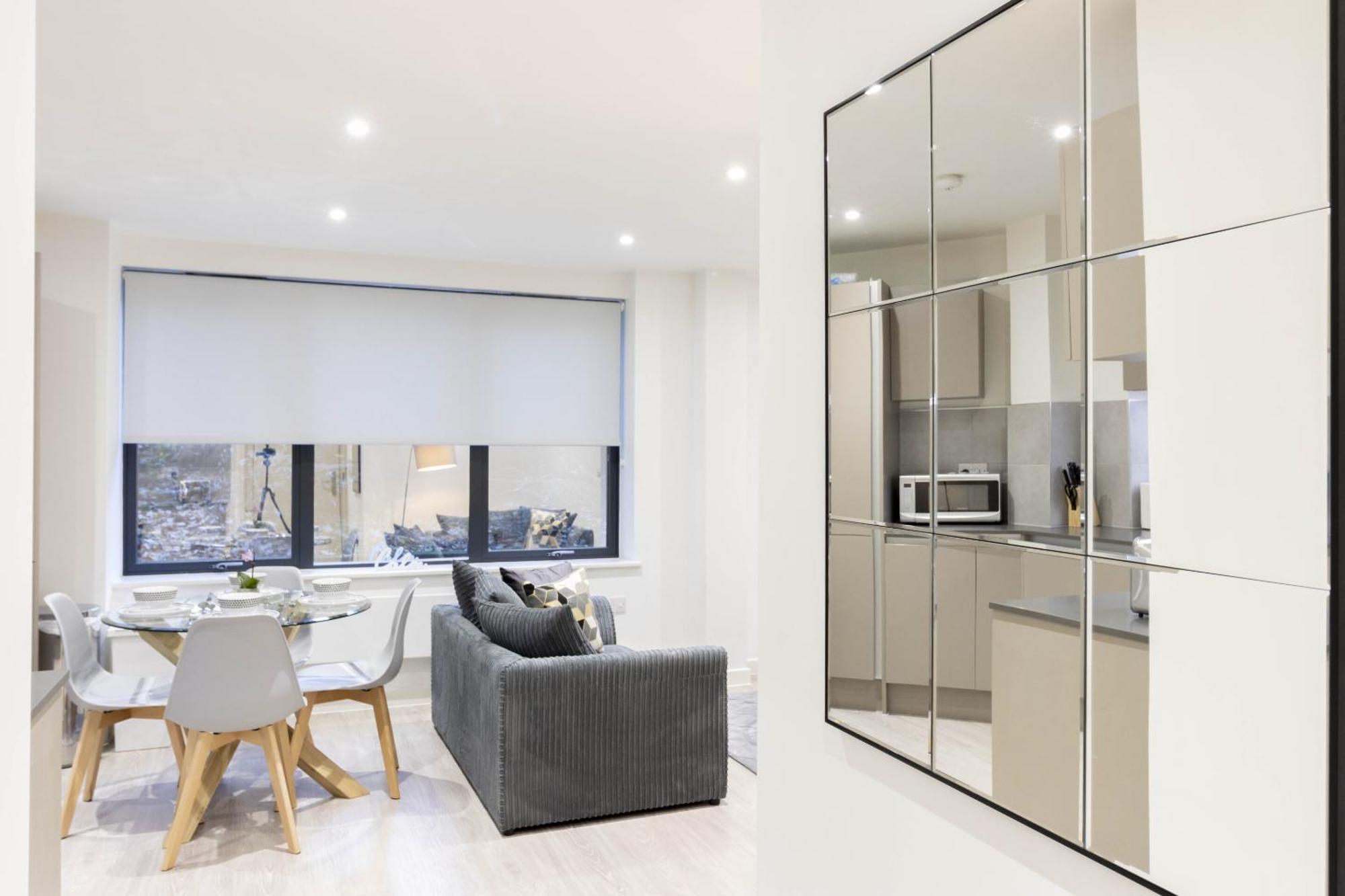 Апартаменты Linacre 1&2 - One And Two Bed Flat Behind The Cathedral With Free Parking And Fast Wifi Эксетер Номер фото