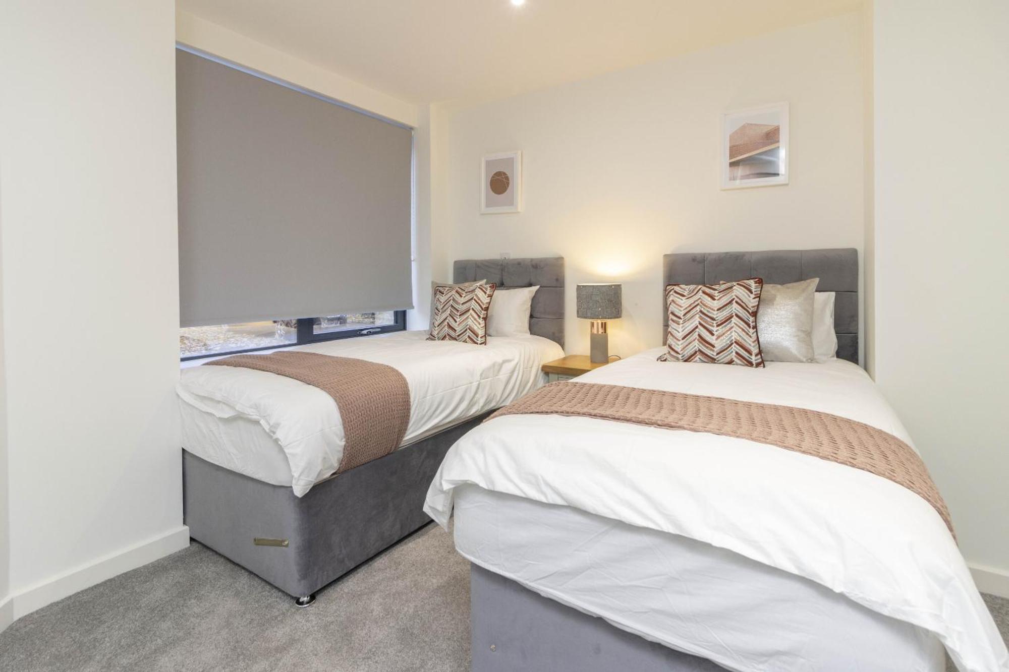 Апартаменты Linacre 1&2 - One And Two Bed Flat Behind The Cathedral With Free Parking And Fast Wifi Эксетер Номер фото